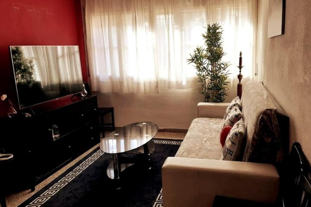 Exclusive House Close To Airport El Prat de Llobregat Kültér fotó