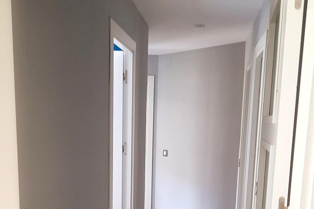 Exclusive House Close To Airport El Prat de Llobregat Kültér fotó